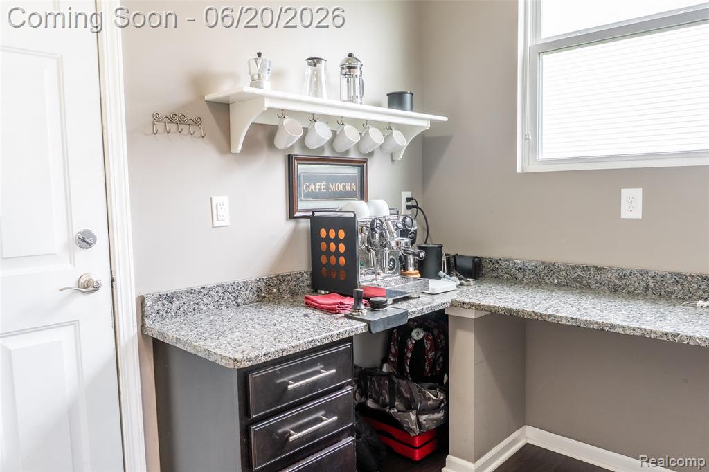 57896 Cider Mill Drive, New Hudson, MI 48165 — Photo 28