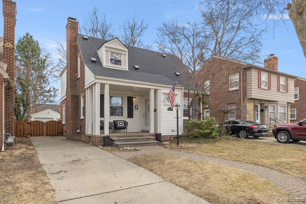 916 N MELBORN Street, Dearborn, MI 48128 — Photo 39