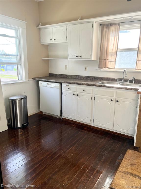 3906 HURON Street, North Branch, MI 48461 — Photo 3