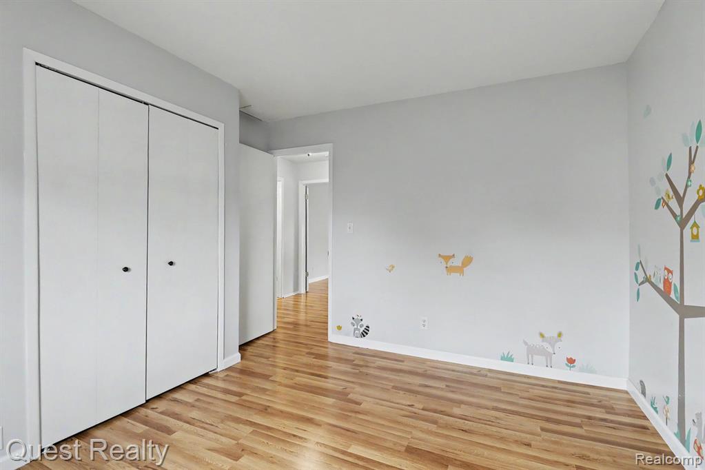 5673 Drake Hollow W Drive W, West Bloomfield, MI — Photo 18