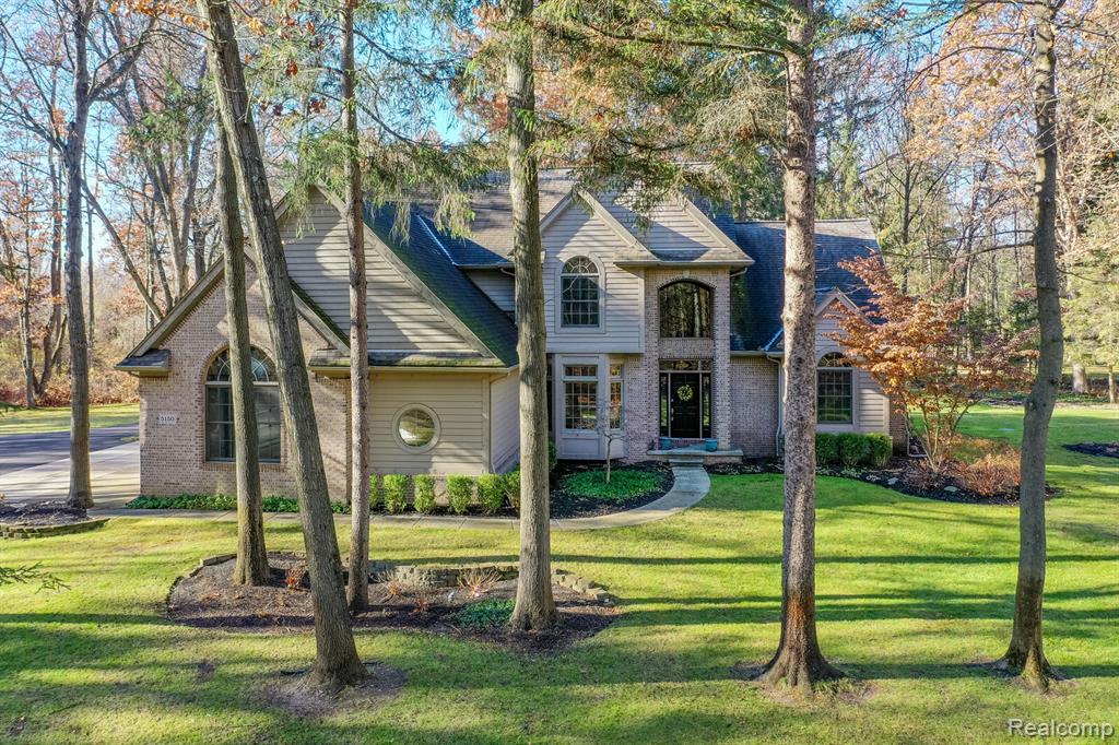 5150 N Milford Road, Highland, MI 48356 — front exterior