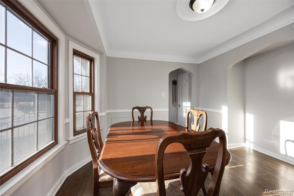 20701 Toles Lane, Grosse Pointe Woods, MI 48236 — Photo 6
