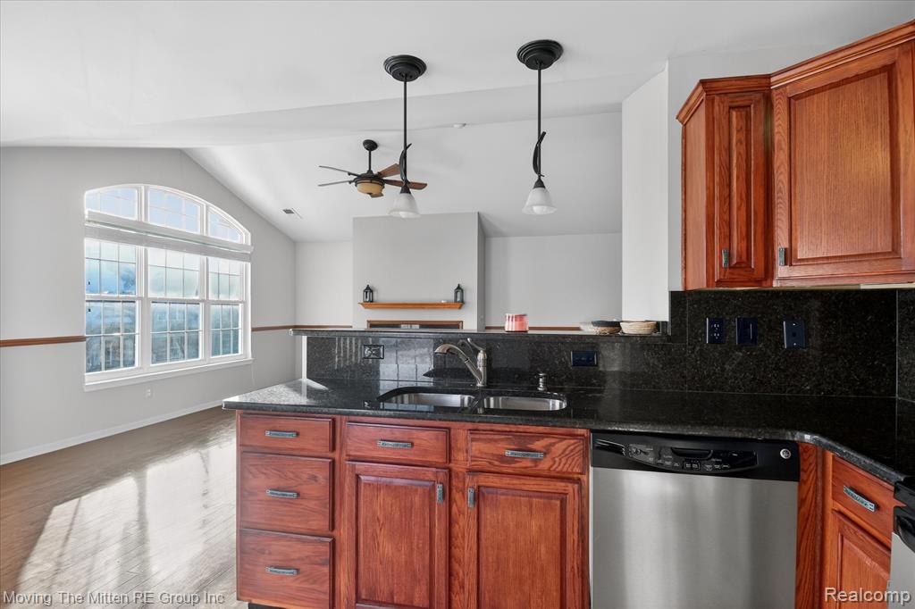 4148 Elizabeth Avenue, Canton, MI 48188 — Photo 13