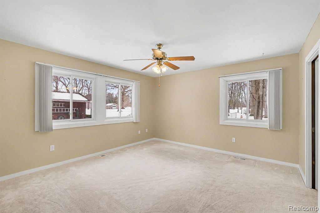 8239 Hill Road, Swartz Creek, MI 48473 — Photo 14