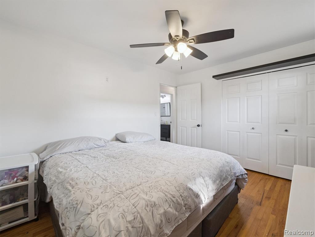 30083 Lisch Street, Gibraltar, MI — Photo 24