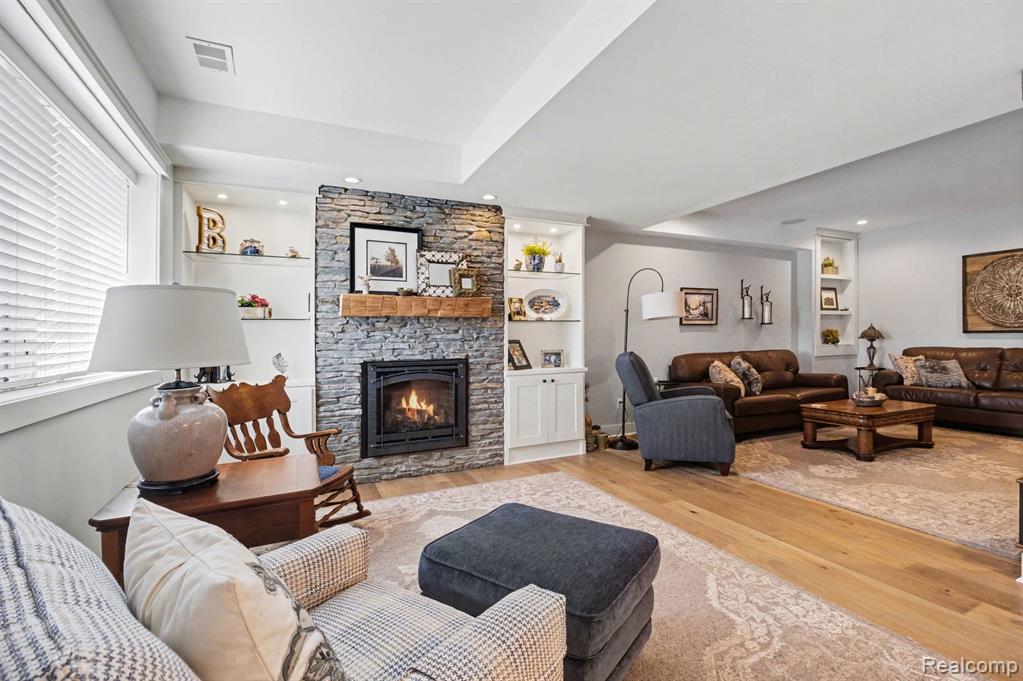 6846 Williamsbury Circle, Clarkston, MI 48348 — Photo 28