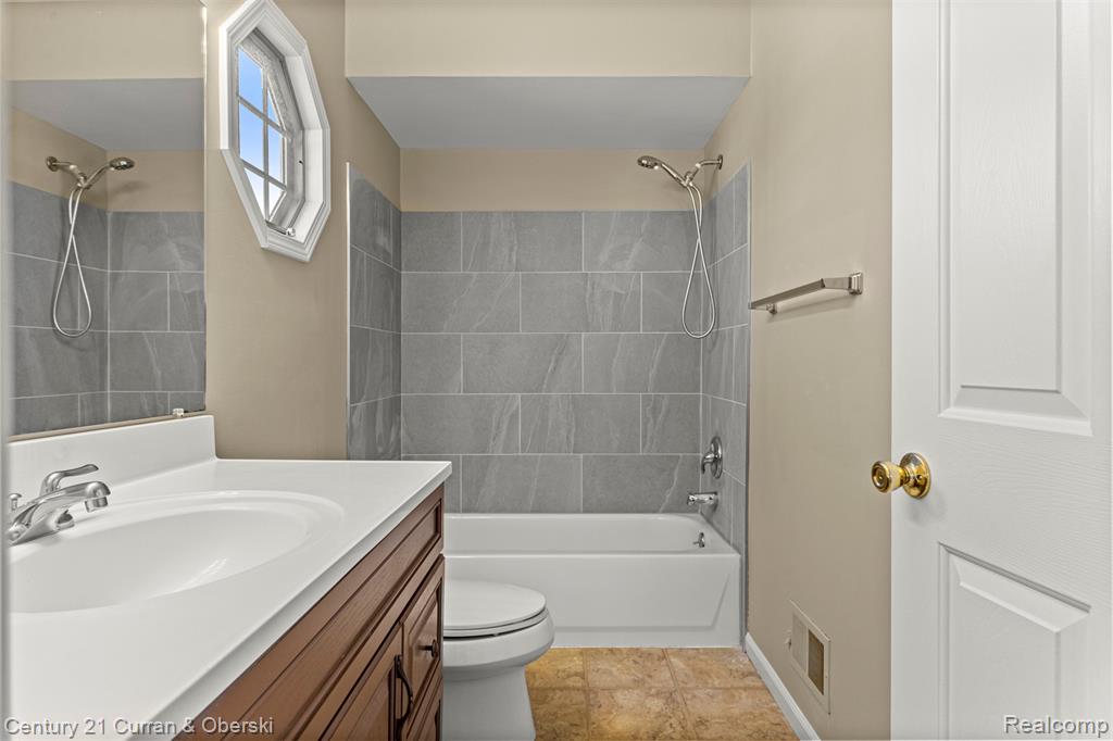 3099 Village Circle, Ann Arbor, MI 48108 — Photo 20