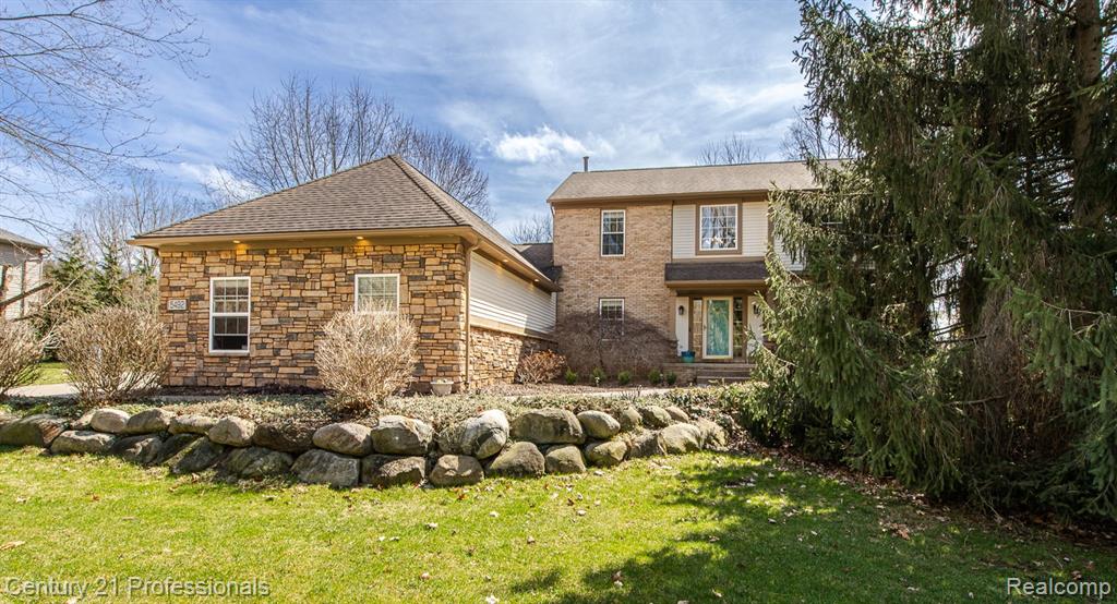 5492 E Alyssa Court, White Lake, MI 48383 — Photo 5