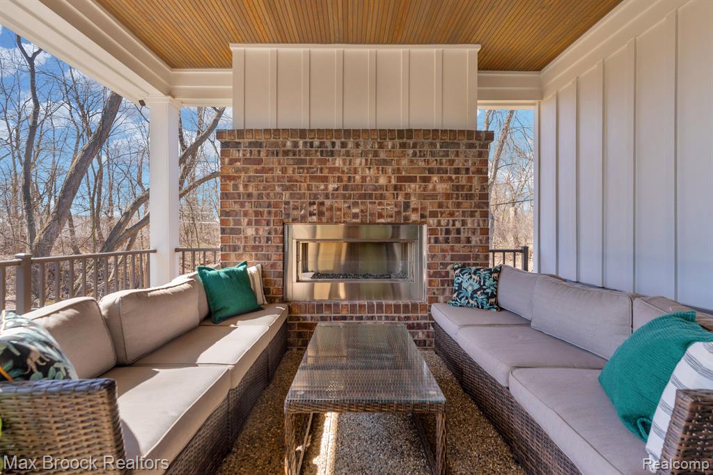 4887 WYE OAK Road, Bloomfield Hills, MI 48301 — Photo 54