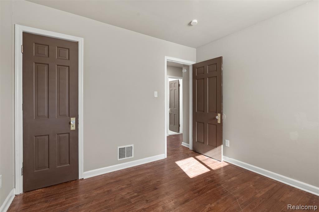 4845 University Place, Detroit, MI 48224 — Photo 14