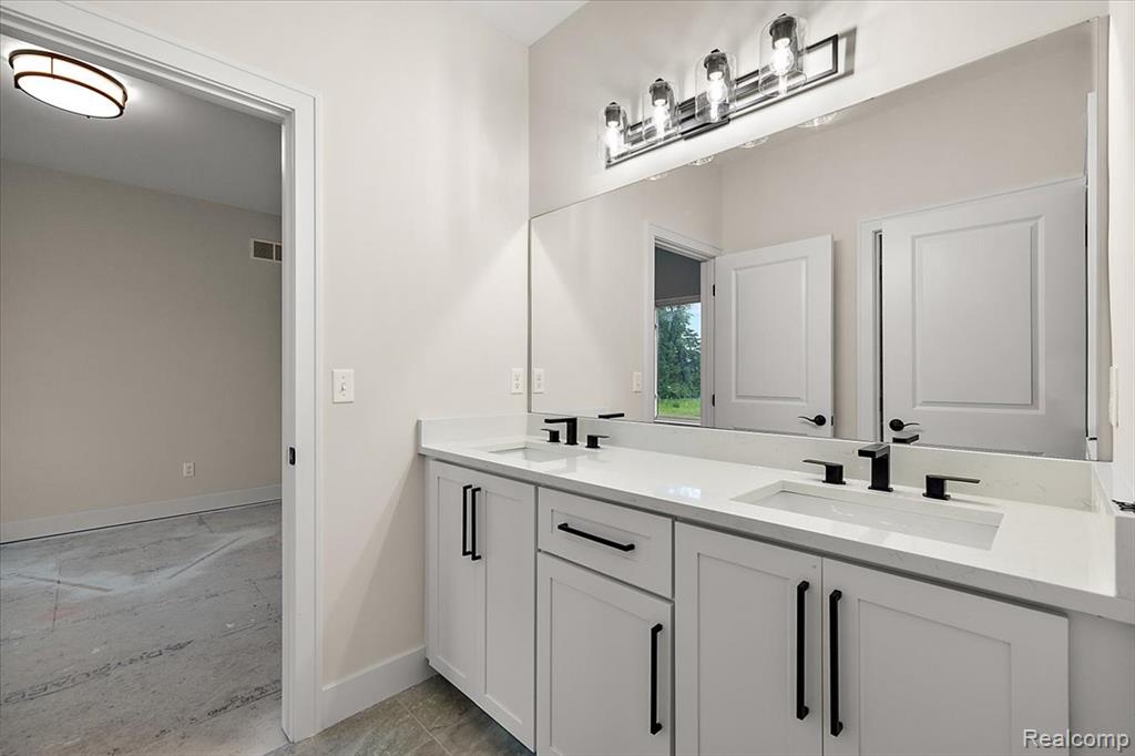 50798 Mistwood Drive, Macomb, MI 48042 — Photo 41