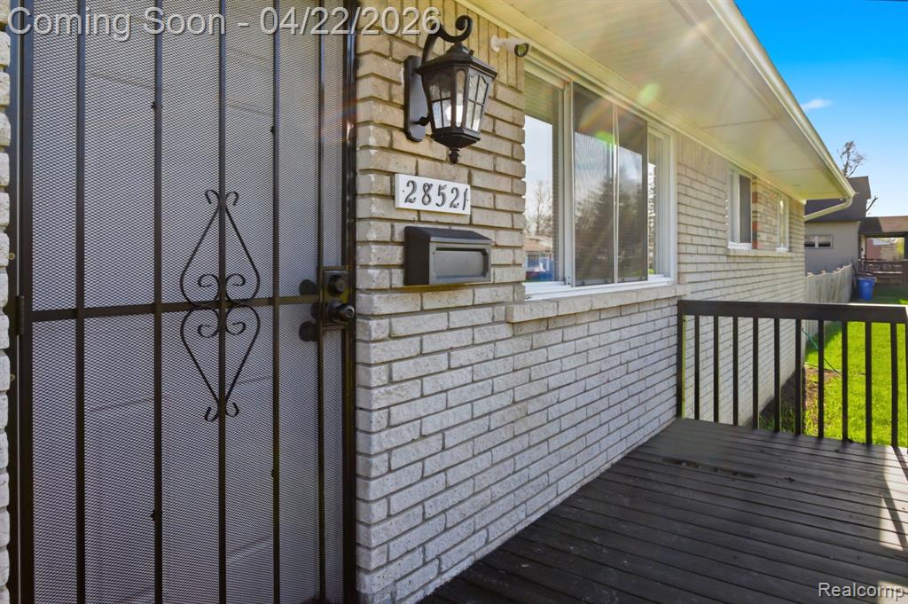 28521 Oakwood Street, Inkster, MI 48141 — Photo 6