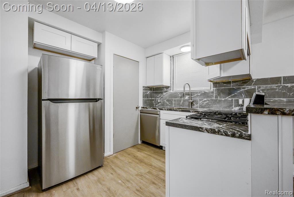 19730 Goulburn Street, Detroit, MI 48205 — Photo 15