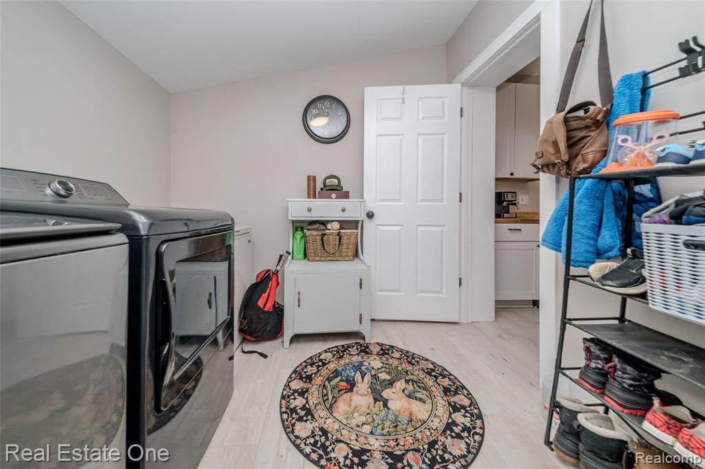 515 S Michigan Avenue, Howell, MI 48843 — Photo 25