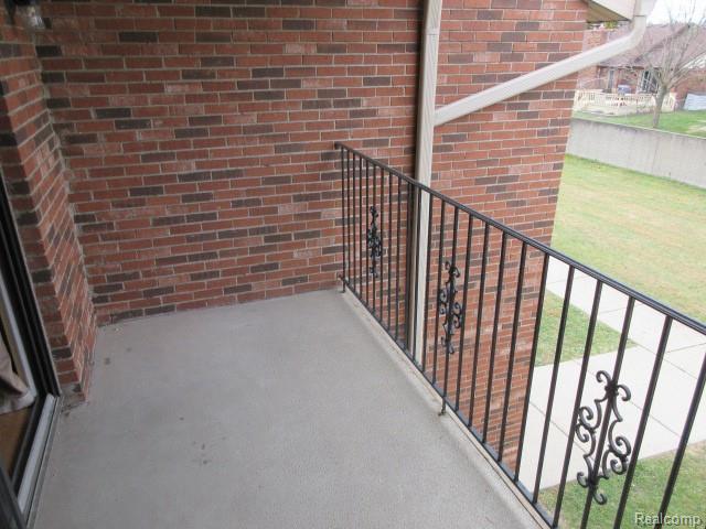 43237 CAPE Drive, Sterling Heights, MI 48313 — Photo 23