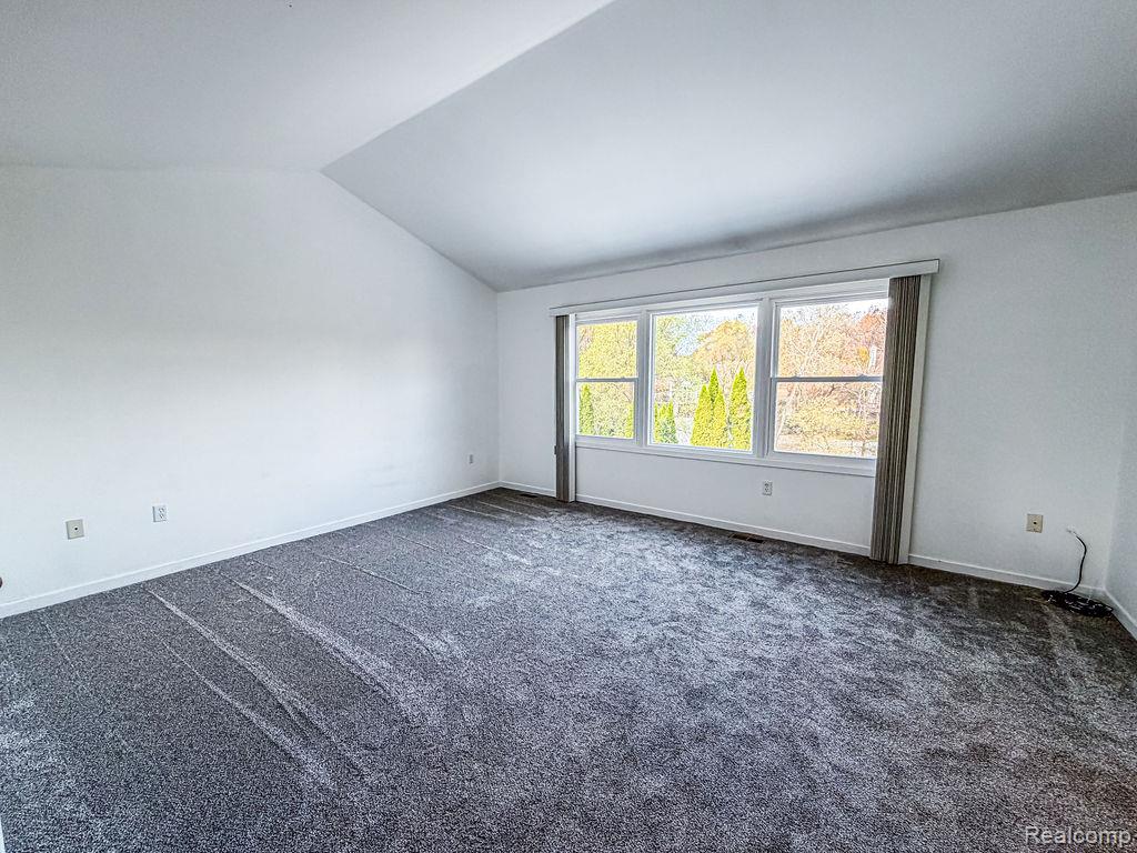 7240 Aaronway Drive, West Bloomfield, MI 48324 — Photo 30