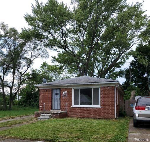 8567 SUSSEX Street, Detroit, MI 48228 — front exterior
