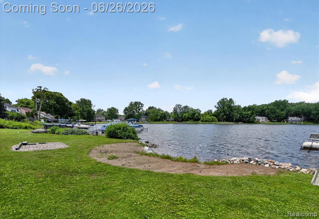 3478 Lexington Road, Waterford, MI 48328 — Photo 32