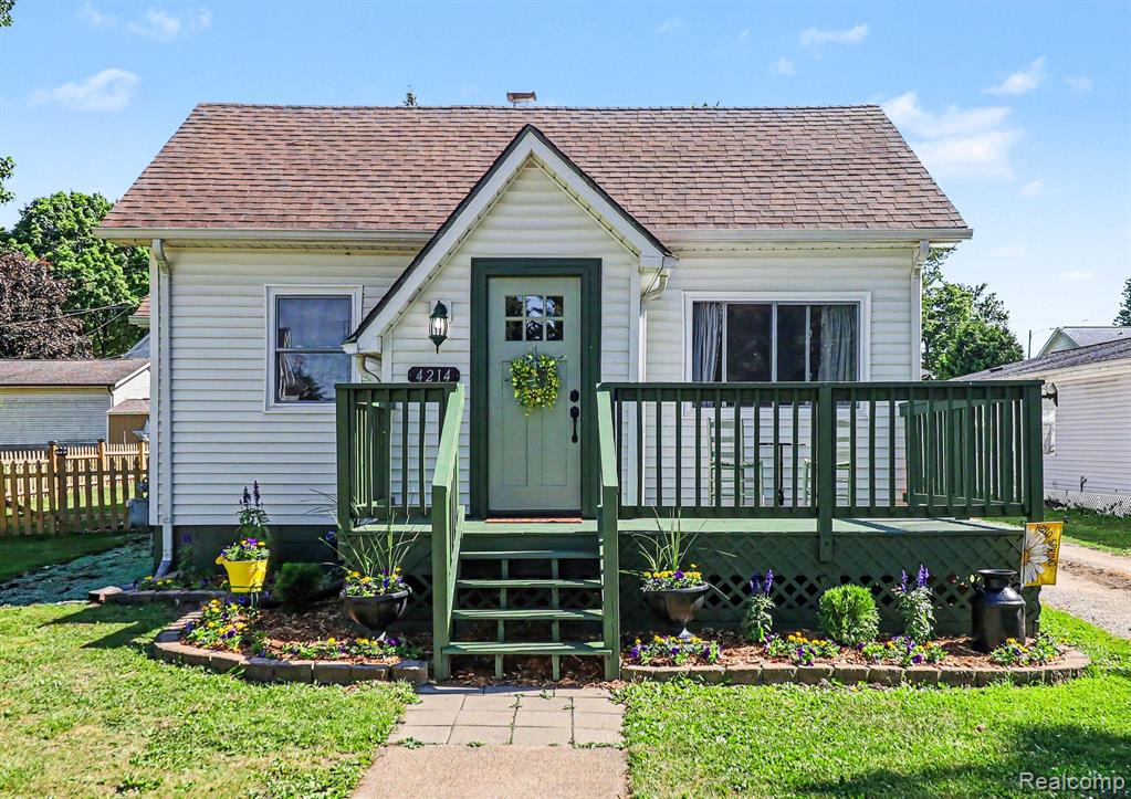 4214 Mill Street, North Branch, MI 48461 — Photo 2