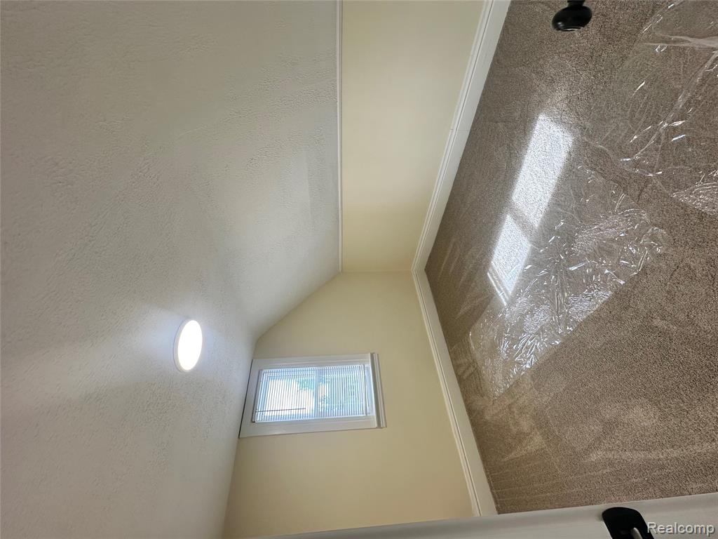 18576 Jefferson, Riverview, MI 48193 — Photo 18