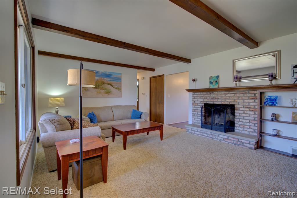 7233 JENNINGS Road, Swartz Creek, MI 48473 — Photo 11
