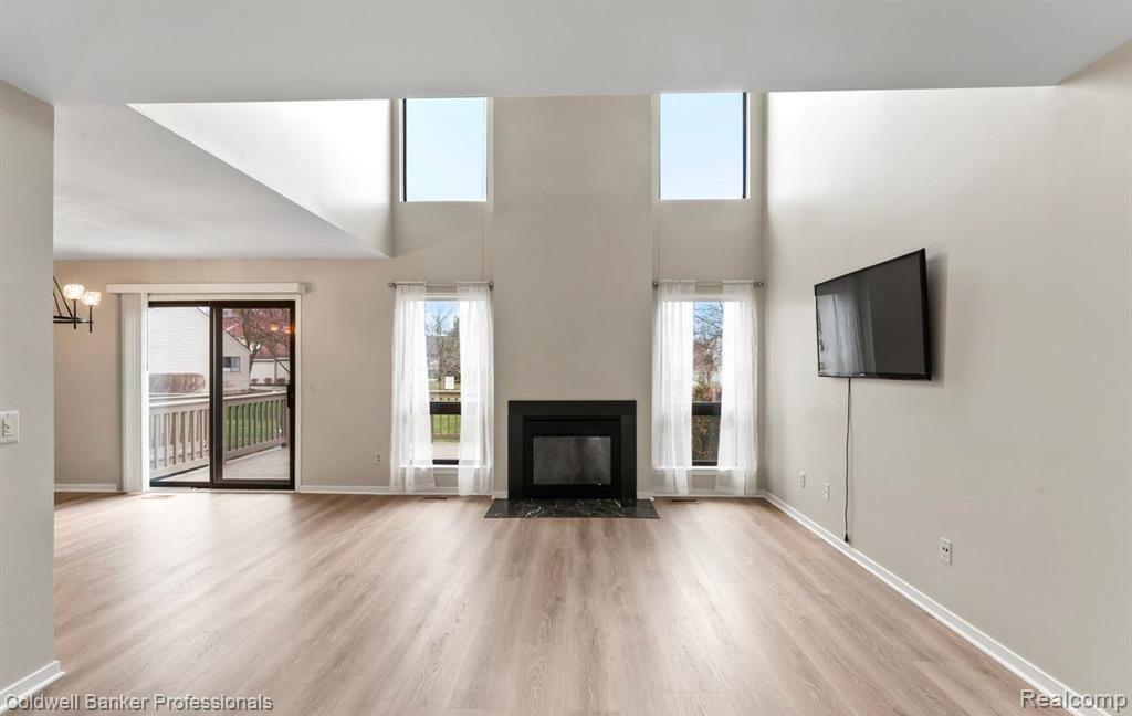 708 Preston Court, Rochester Hills, MI 48307 — Photo 5