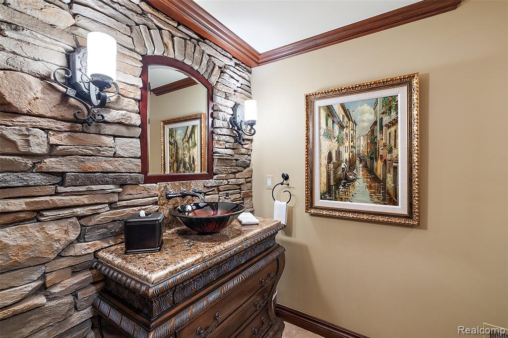 4688 Fawn Hill Court, Rochester, MI 48306 — Photo 47
