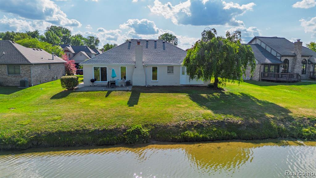 52448 Cedar Mill Drive, Macomb, MI 48042 — Photo 3