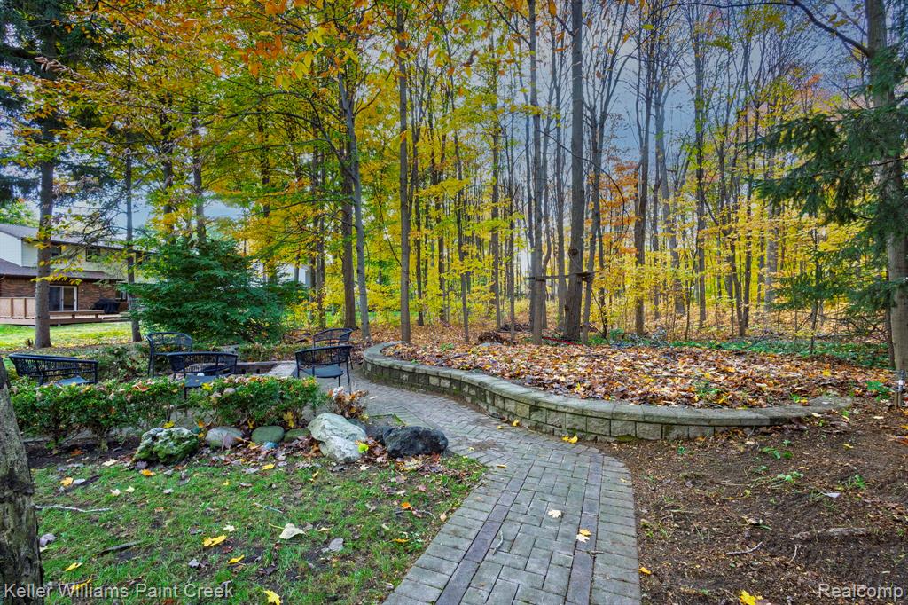 47935 Ben Franklin Drive, Shelby Twp, MI 48315 — Photo 10