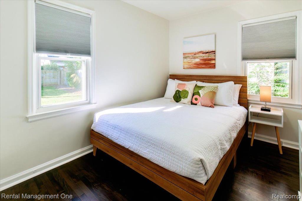 710 E 12 MILE Road, Royal Oak, MI 48073 — Photo 14