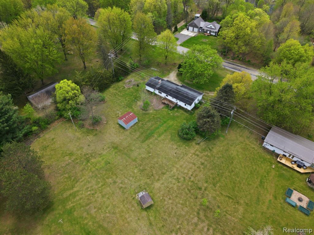 396 Plum Creek Road, Lapeer, MI 48446 — Photo 36
