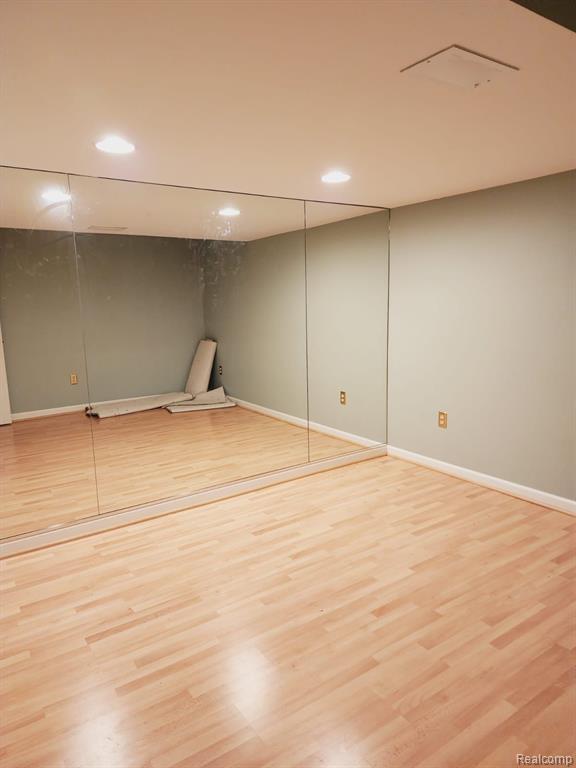 760 Stanford Circle, Rochester Hills, MI 48309 — Photo 16