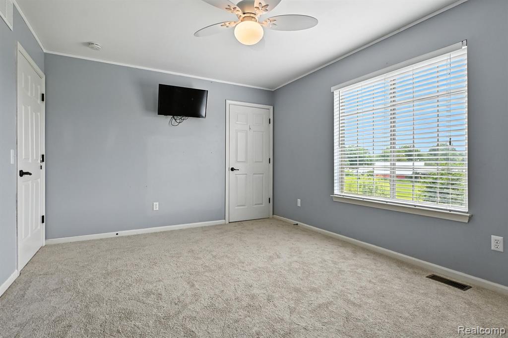 9009 Potterville Drive, Willis, MI 48191 — Photo 33
