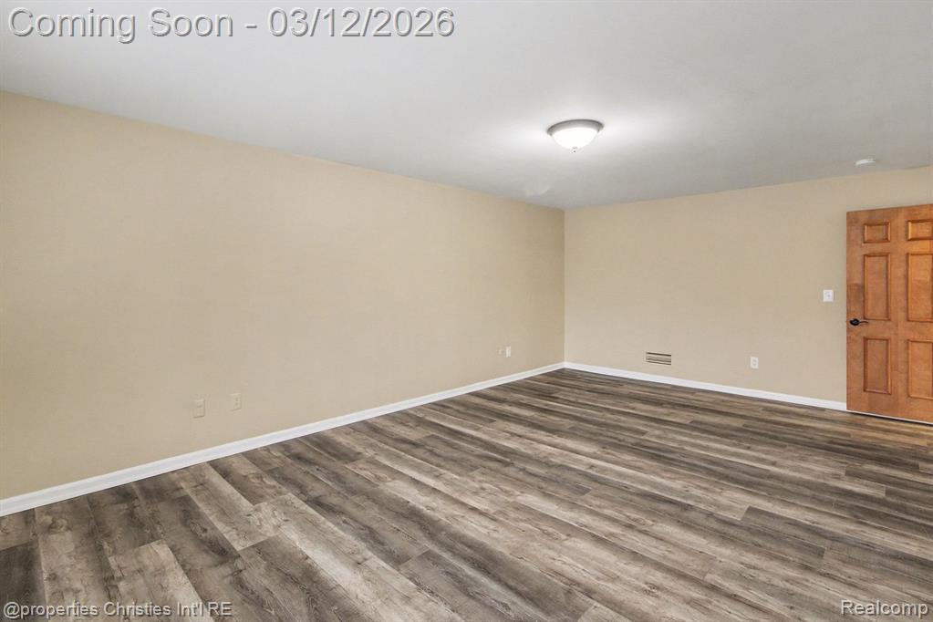 42160 Woodward Avenue, 86, Bloomfield Hills, MI 48304 — Photo 12