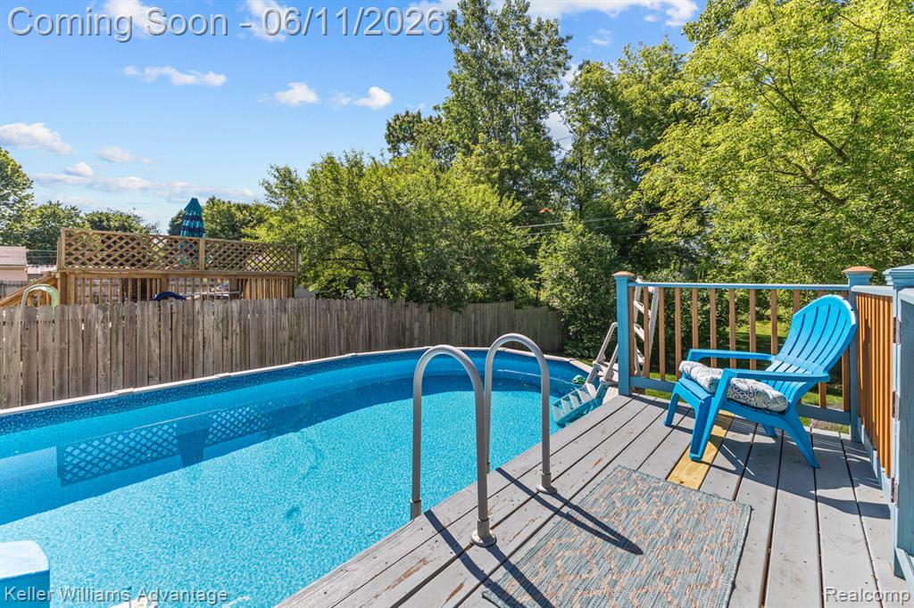 6589 Doyon Drive S, Waterford, MI 48327 — Photo 25