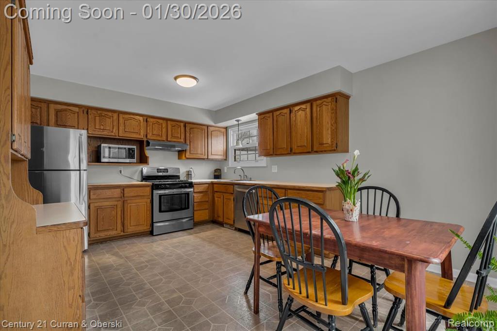 42154 Farragut Court, Northville, MI 48167 — Photo 11