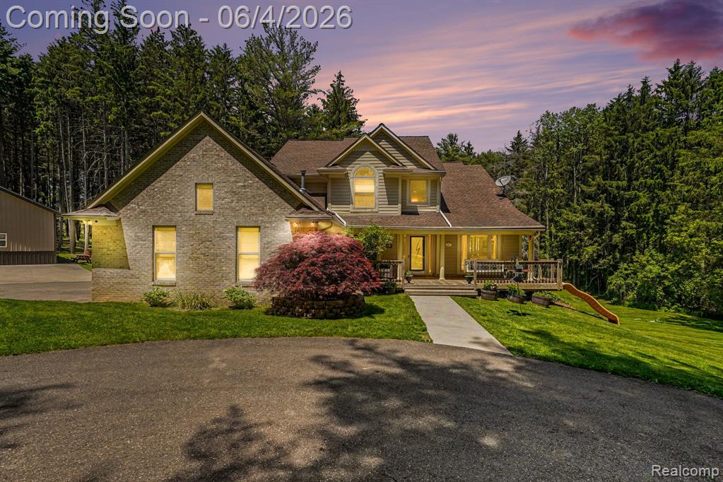 9875 Buckhorn Lake Road, Holly, MI 48442