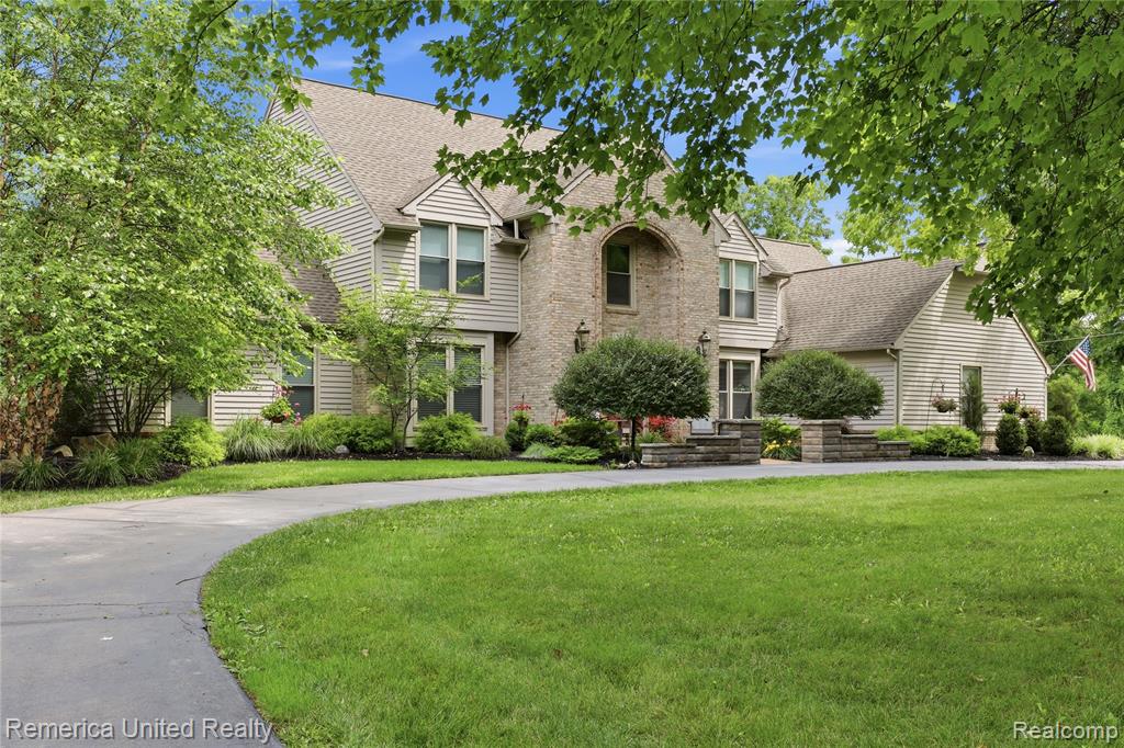 12825 Larkins Road, Brighton, MI 48114 — Photo 5
