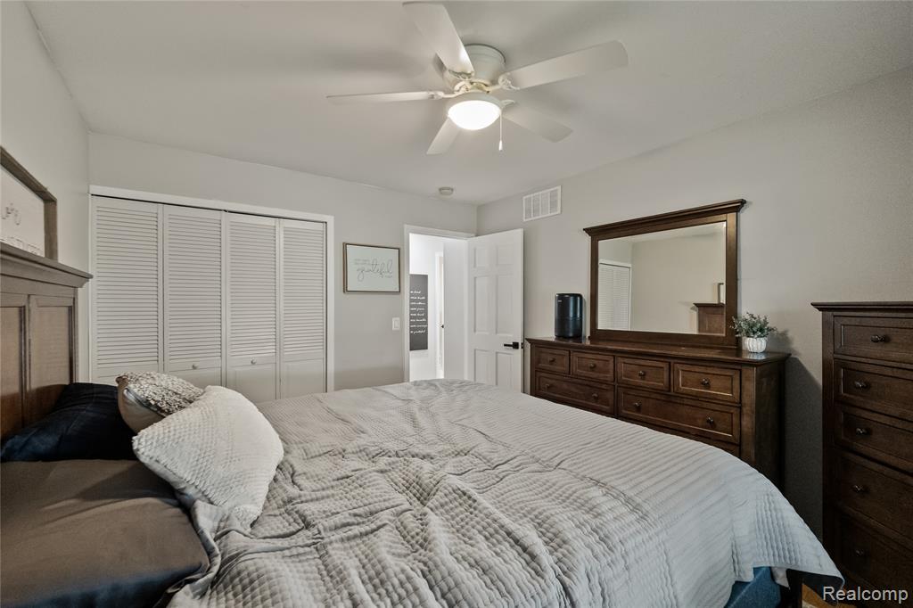 44211 Brandywyne Road, Canton, MI 48187 — Photo 19