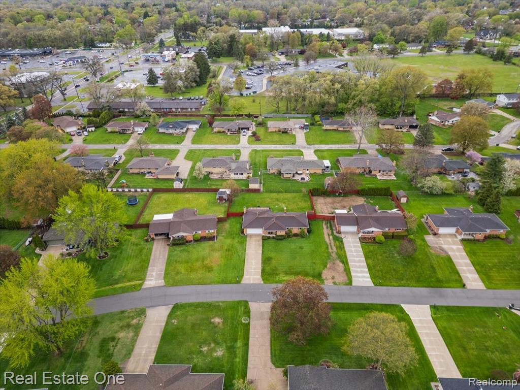 53223 Starlite Drive, Shelby Twp, MI 48316 — Photo 22