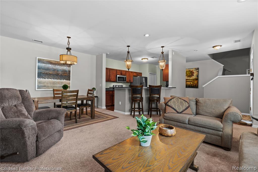 3898 Radcliff Drive, 129, Canton, MI 48188 — Photo 10