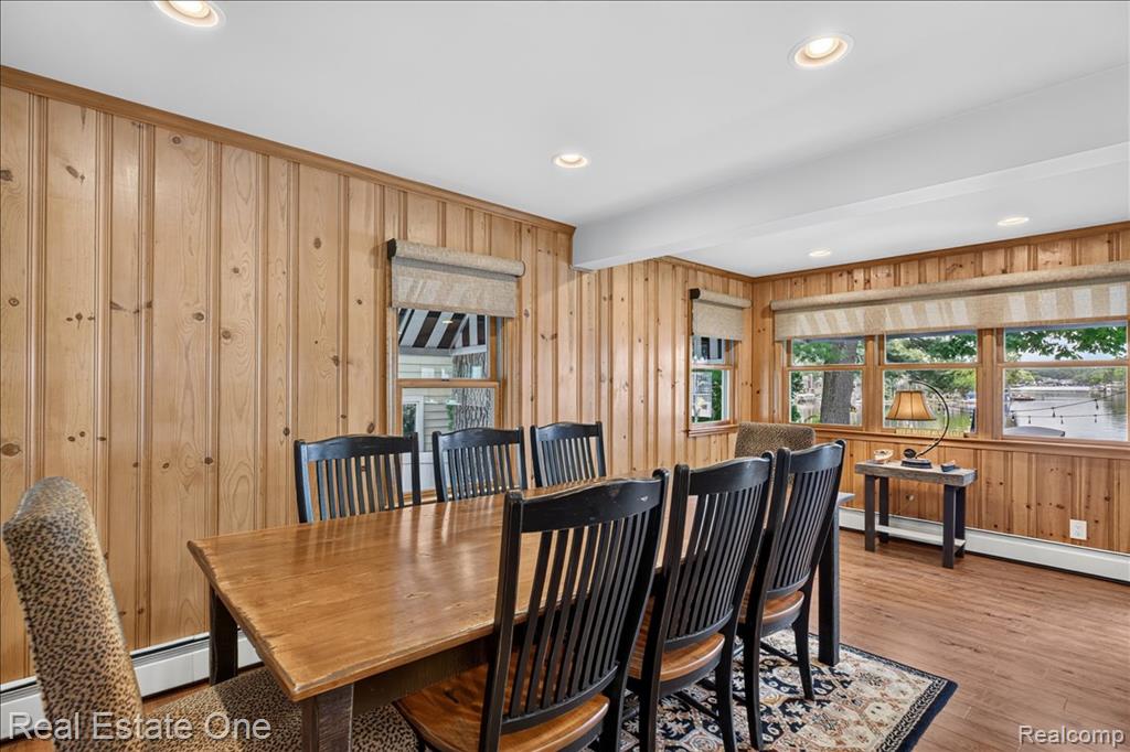 836 Pine Tree Road W, Lake Orion, MI 48362 — Photo 17