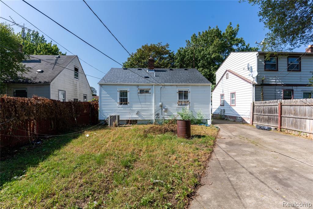 6374 Rutland Street, Detroit, MI 48228 — Photo 19