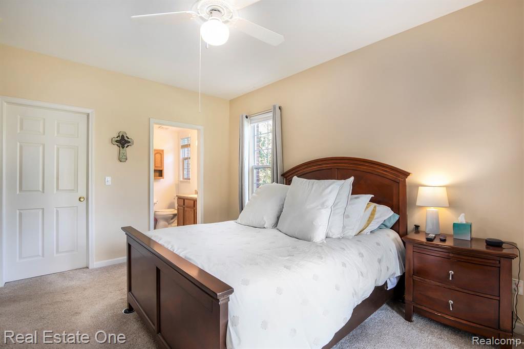 1948 FLAGSTONE Circle, Rochester, MI 48307 — Photo 16