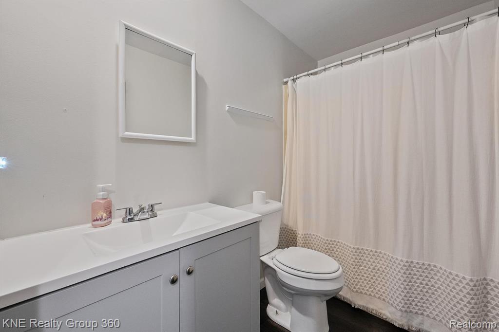 7220 Bluewater Drive, 134, Clarkston, MI 48348 — Photo 20