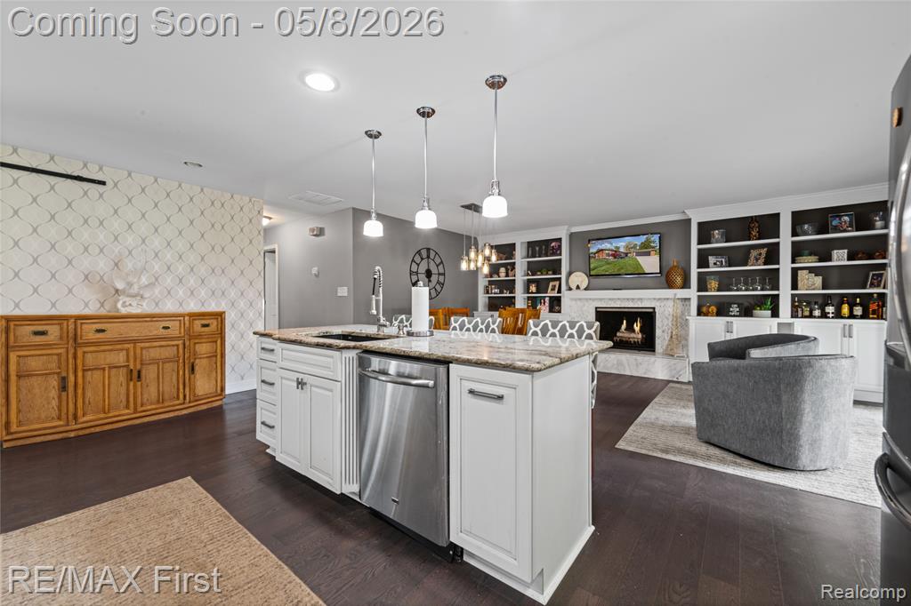 52531 Butternut Drive, Shelby Twp, MI 48316 — Photo 12
