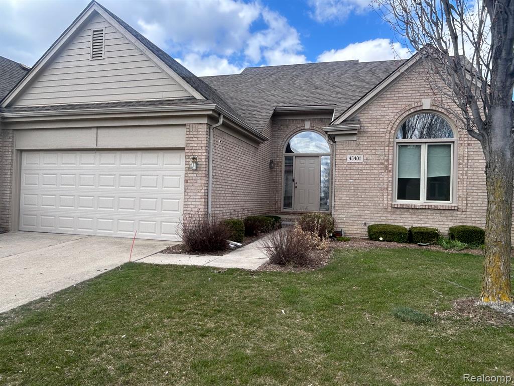 45401 DIAMOND POND Drive, Macomb, MI 48044 — Photo 22
