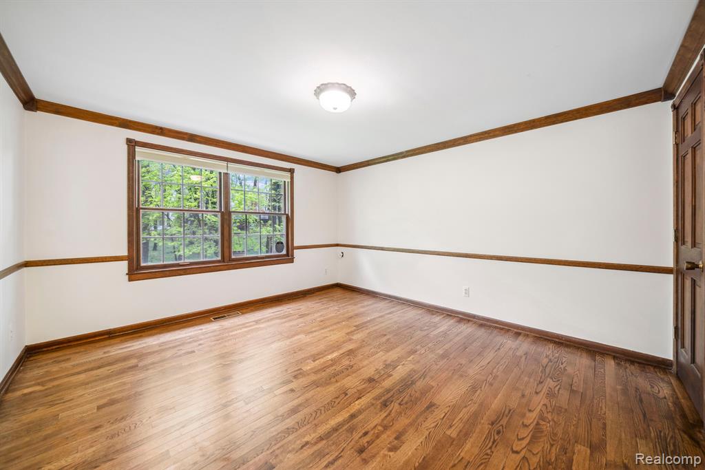 46270 BLOOMCREST Drive, Northville, MI 48167 — Photo 48