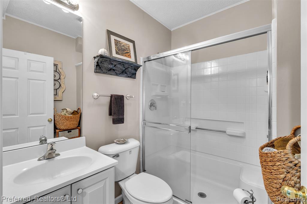 77 Sedum, Howell, MI 48843 — Photo 37