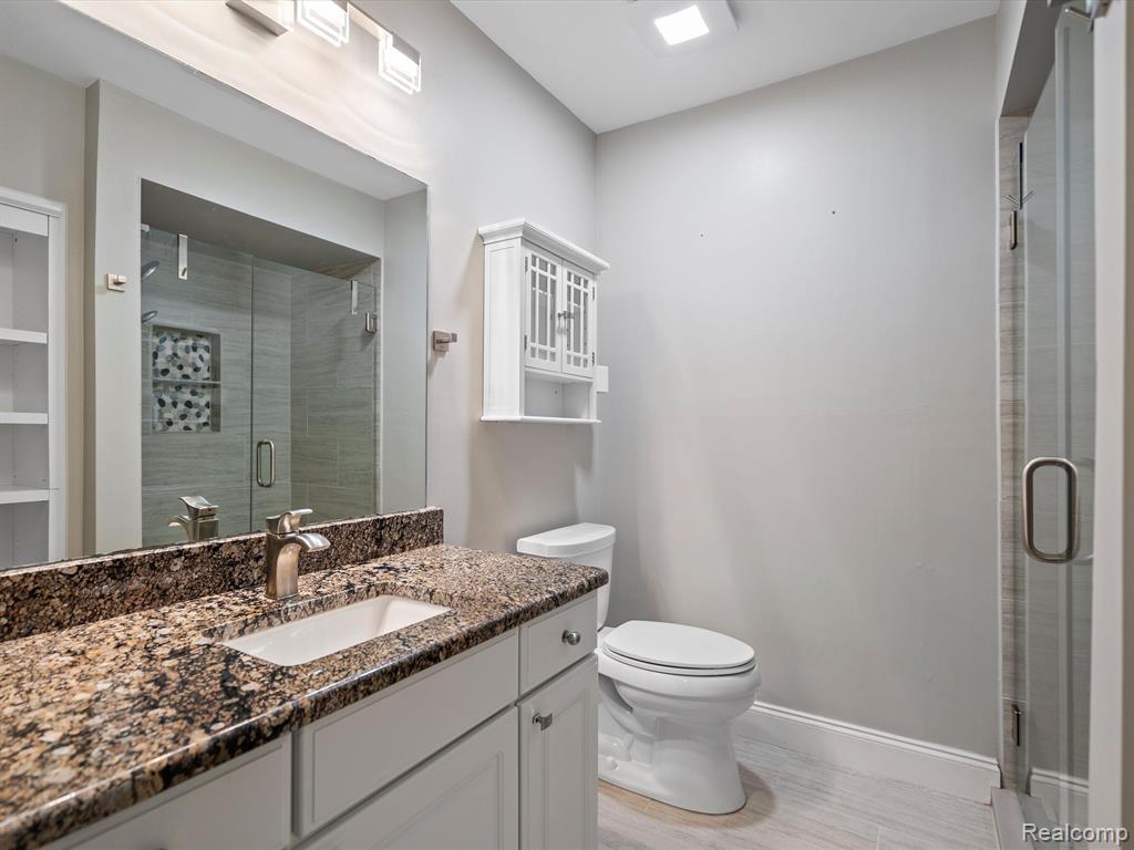 56404 CHESAPEAKE Trail, Shelby Twp, MI 48316 — Photo 24